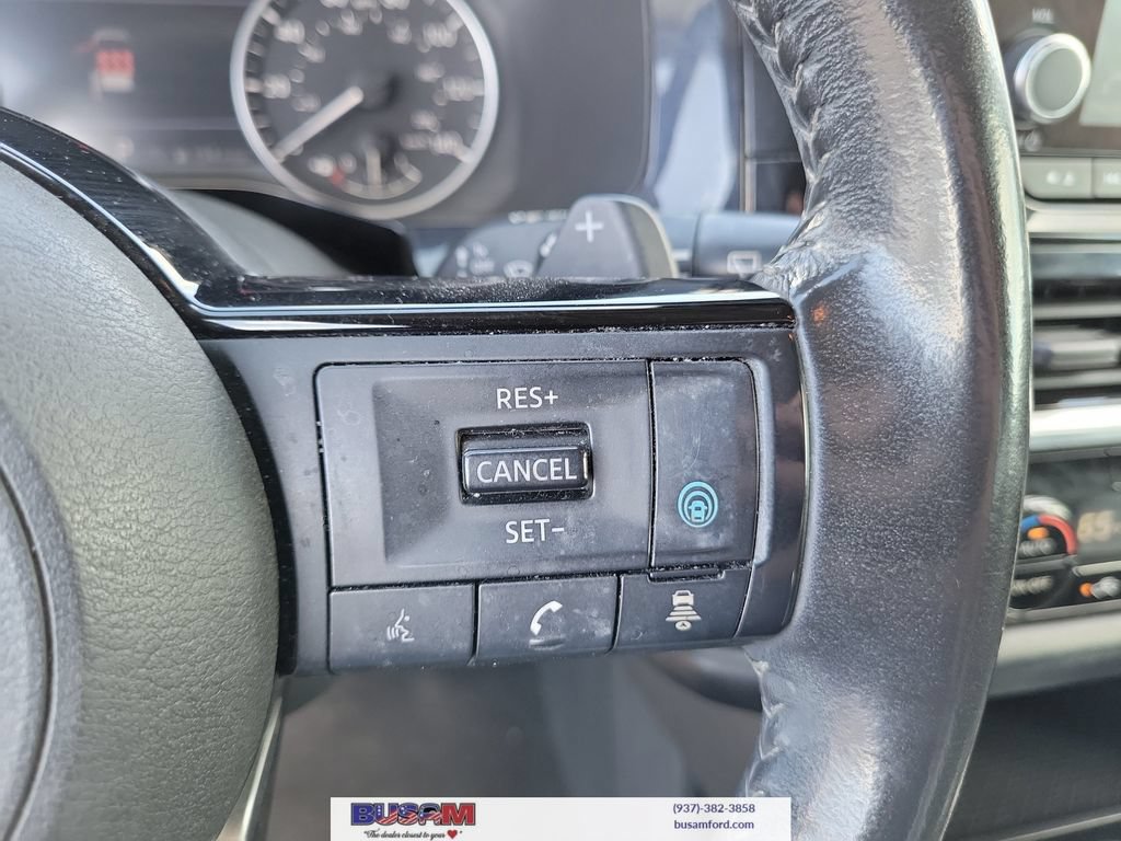 Used 2022 Nissan Pathfinder SV AWD/4WD image 23