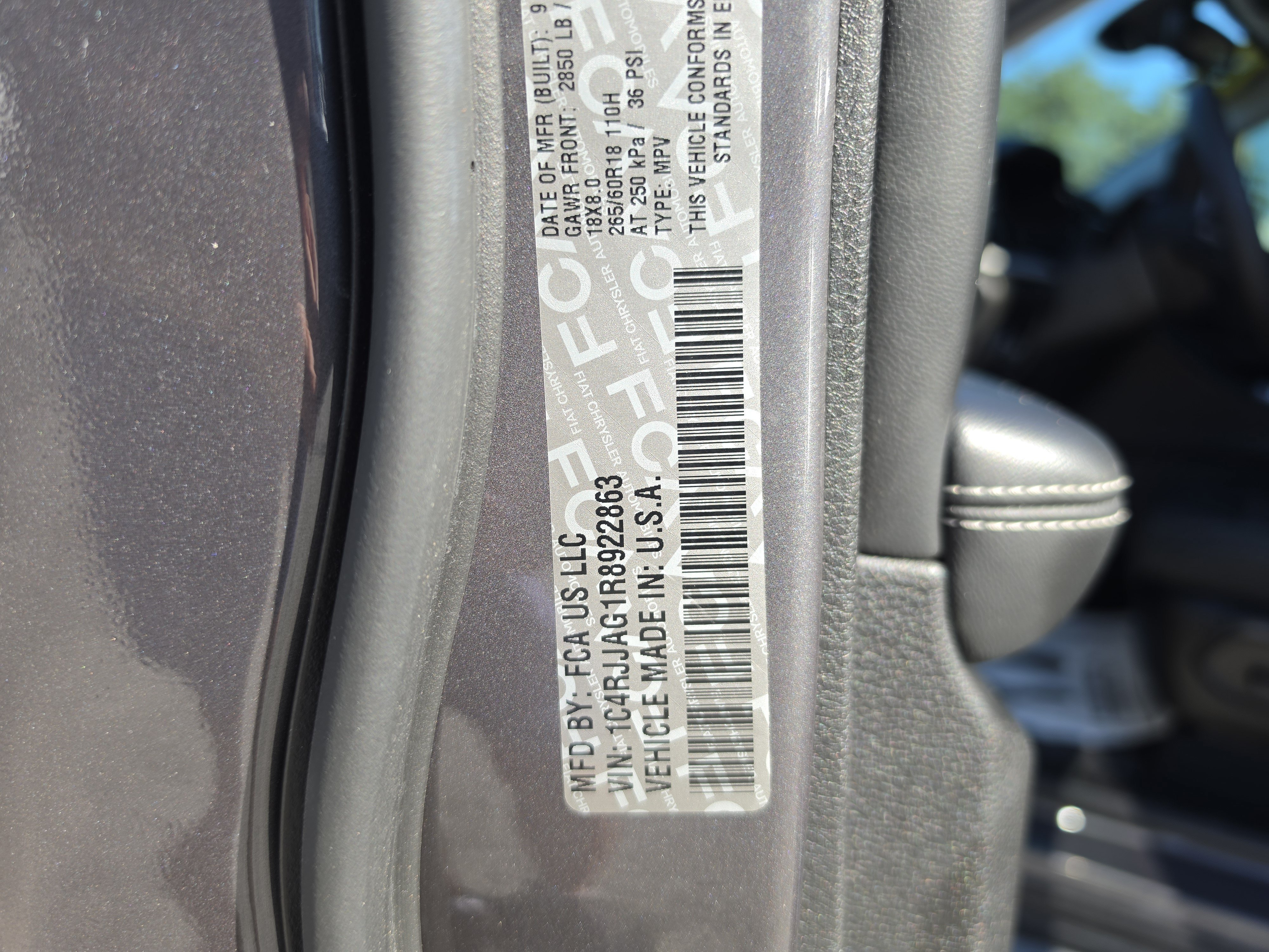 Used 2024 Jeep Grand Cherokee L Laredo RWD image 40