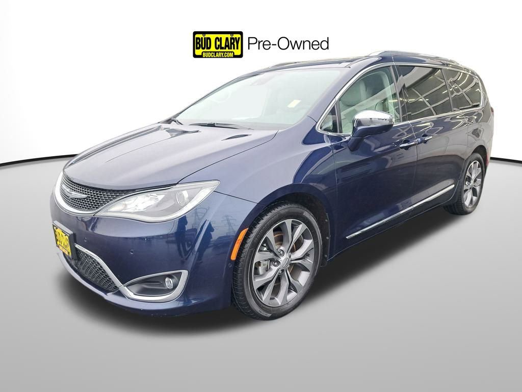 Used 2017 Chrysler Pacifica Limited image 1