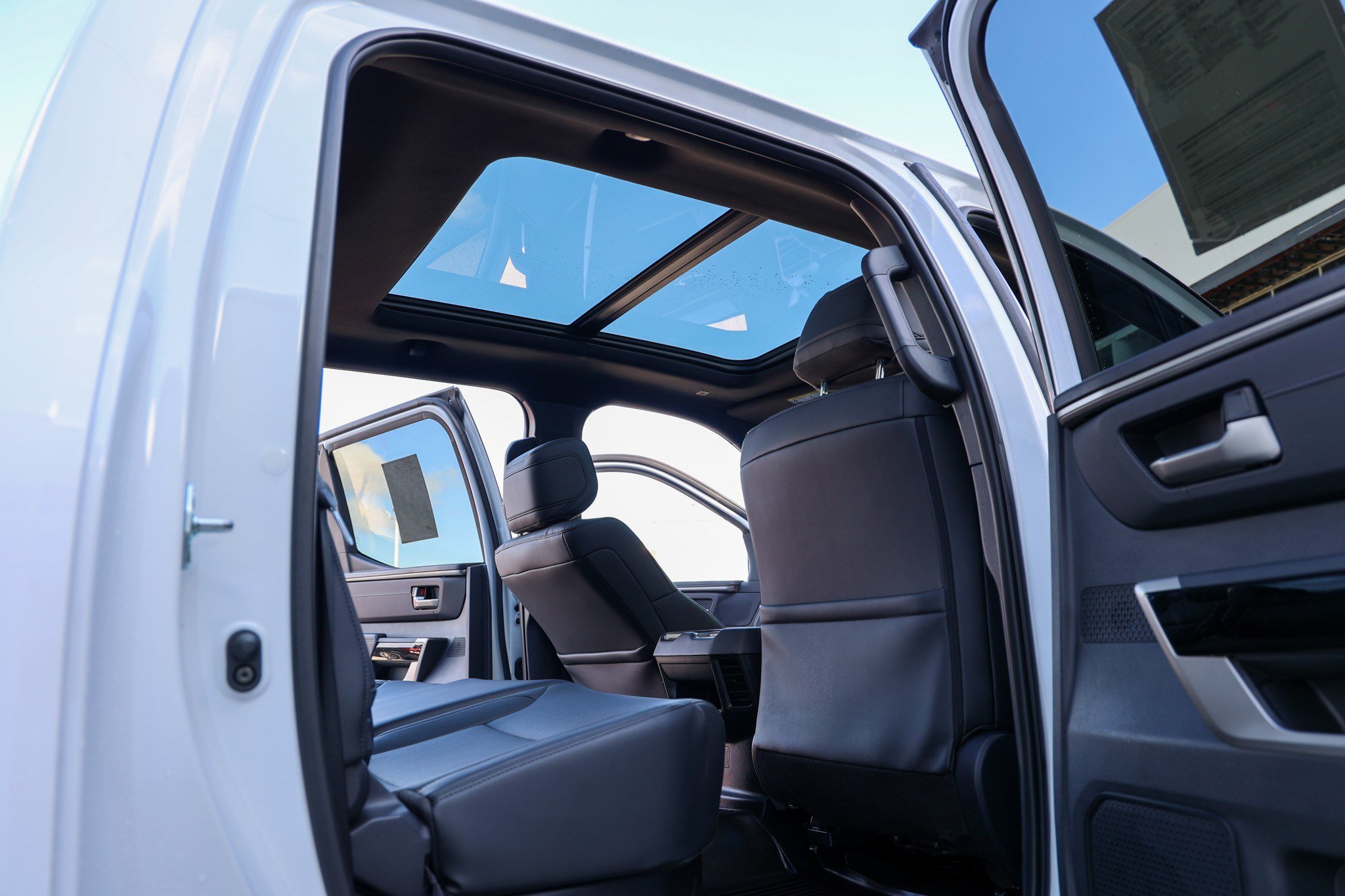 Used 2025 Toyota Tundra Limited image 47