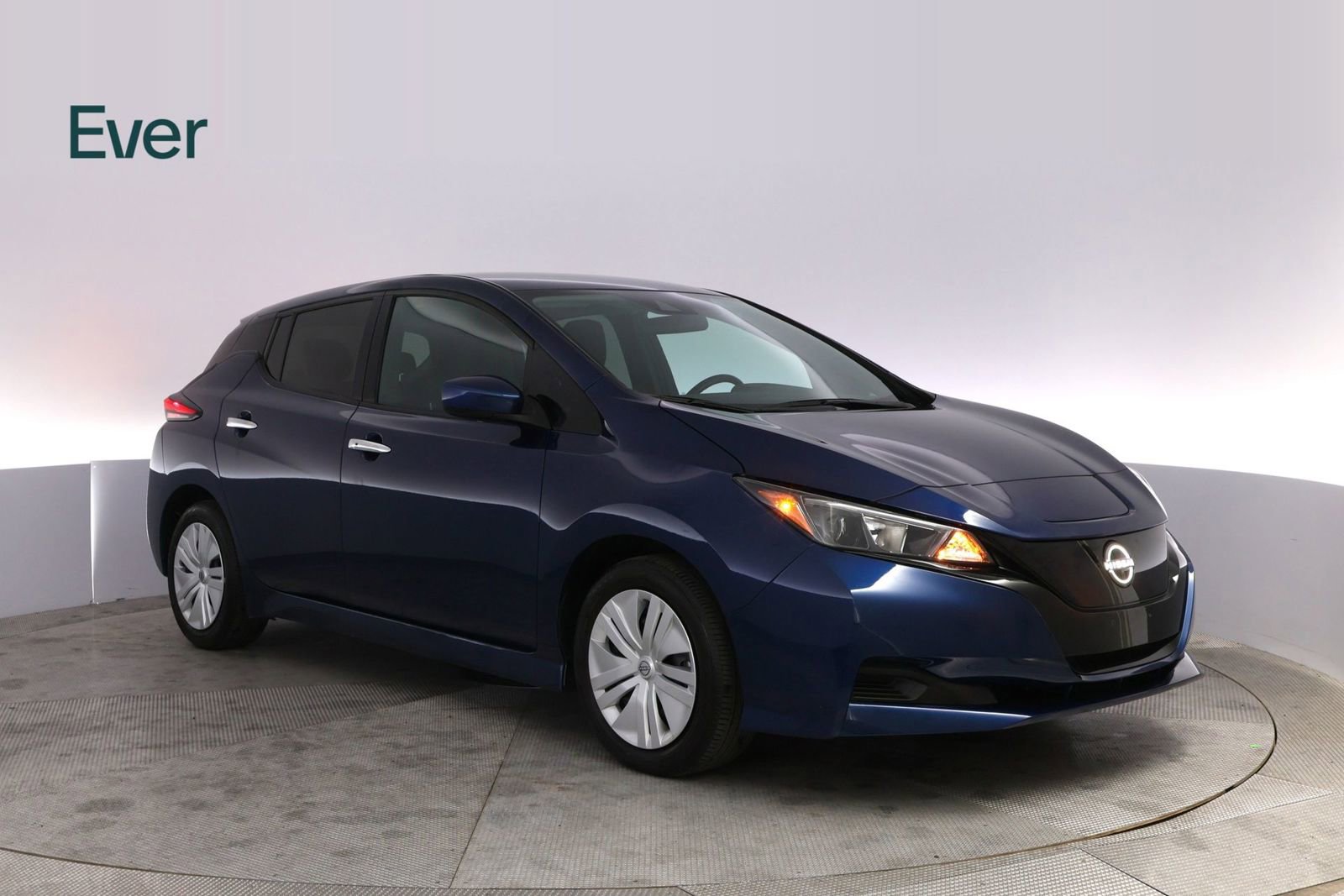 Used 2025 Nissan Leaf S FWD image 13