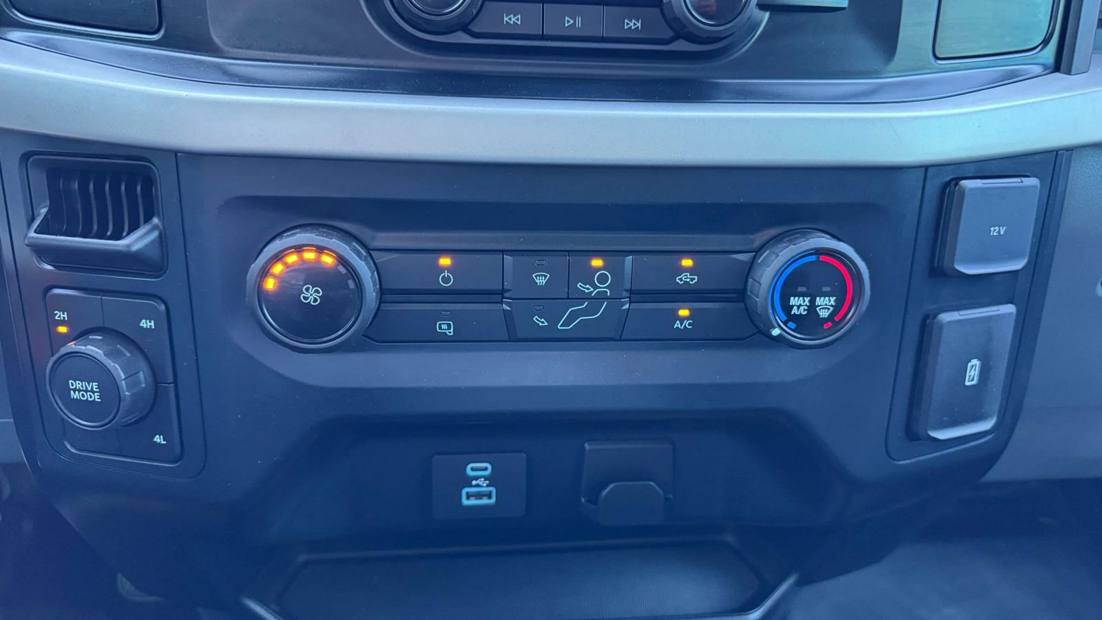 Used 2022 Ford F150 XL w/ Equipment Group 101A High image 28