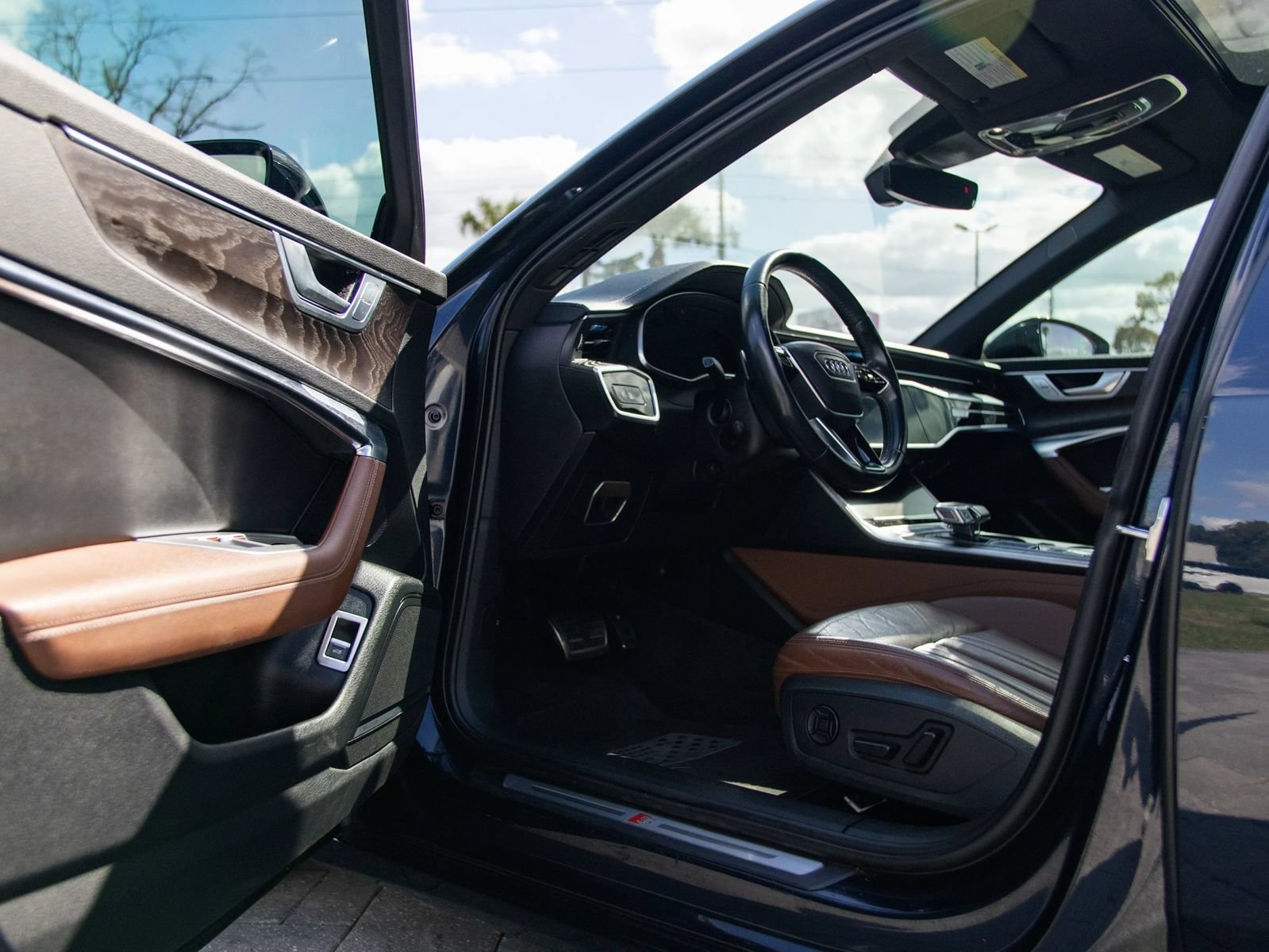 Used 2020 Audi A6 2.0T Premium Plus AWD/4WD image 16