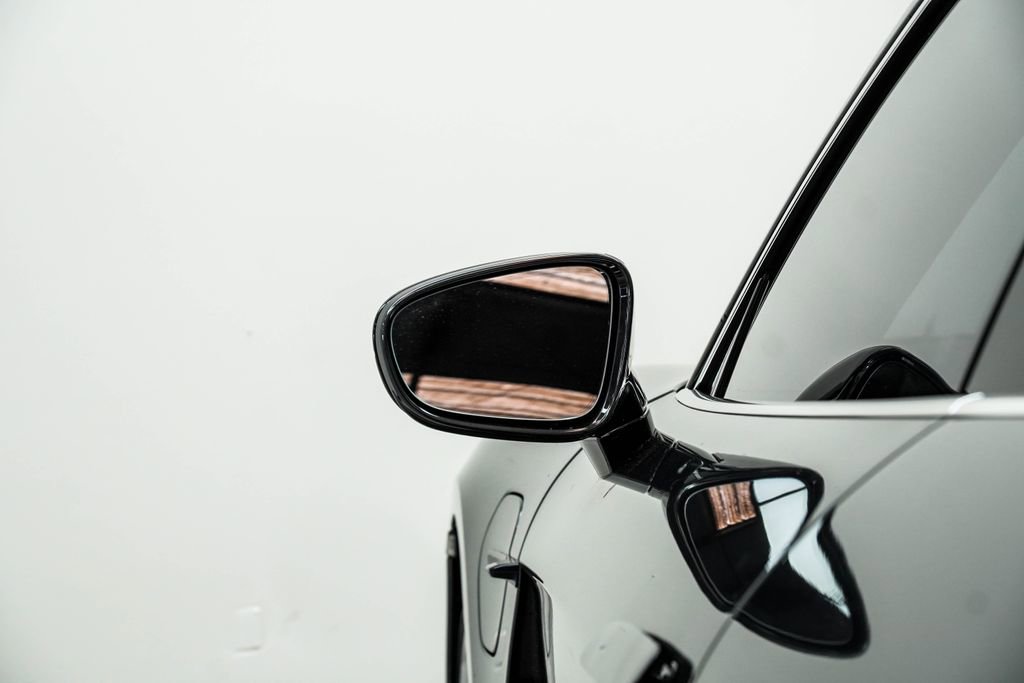 Used 2020 Porsche Taycan 4S image 14