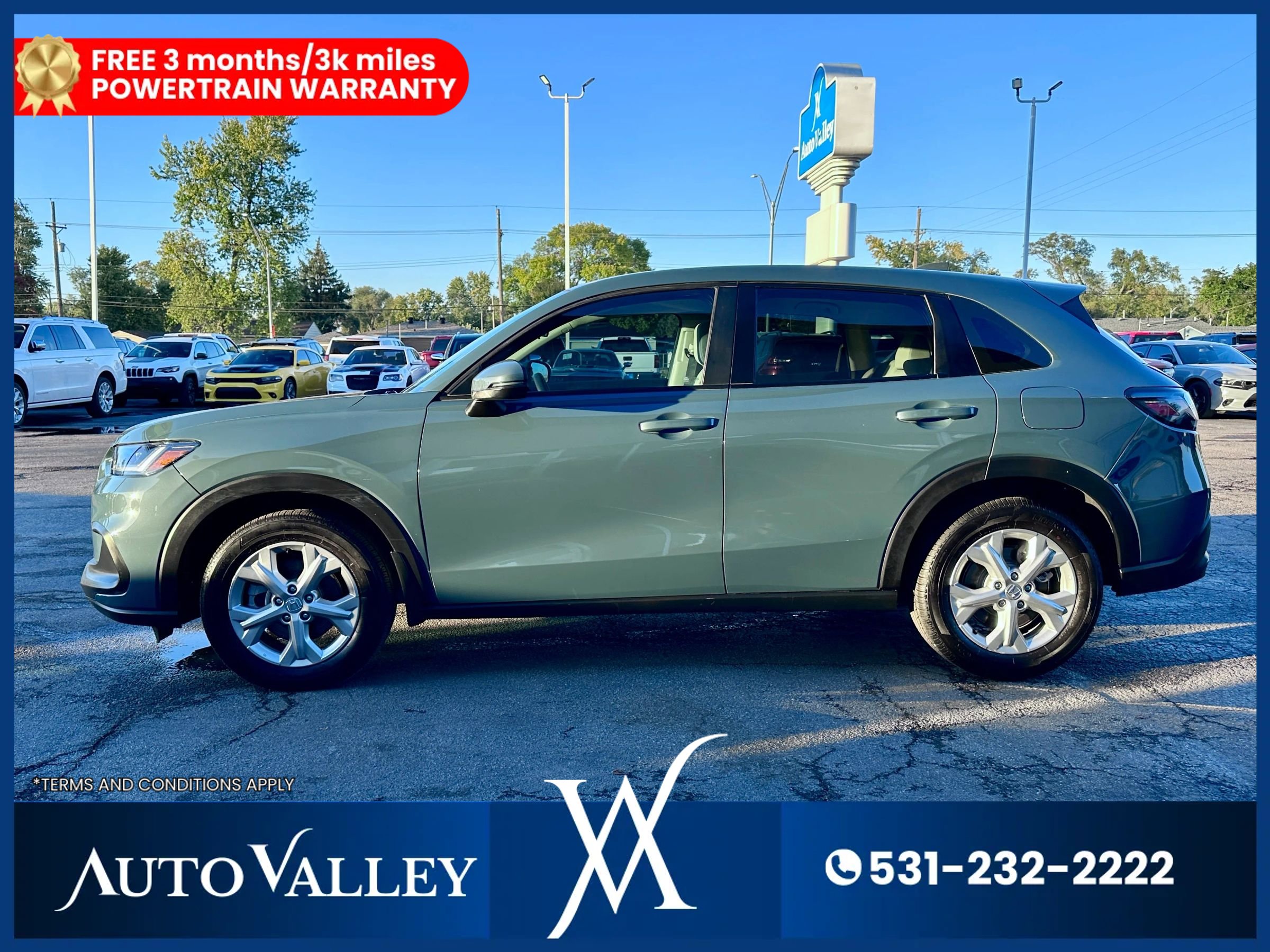 Used 2025 Honda HR-V LX image 4