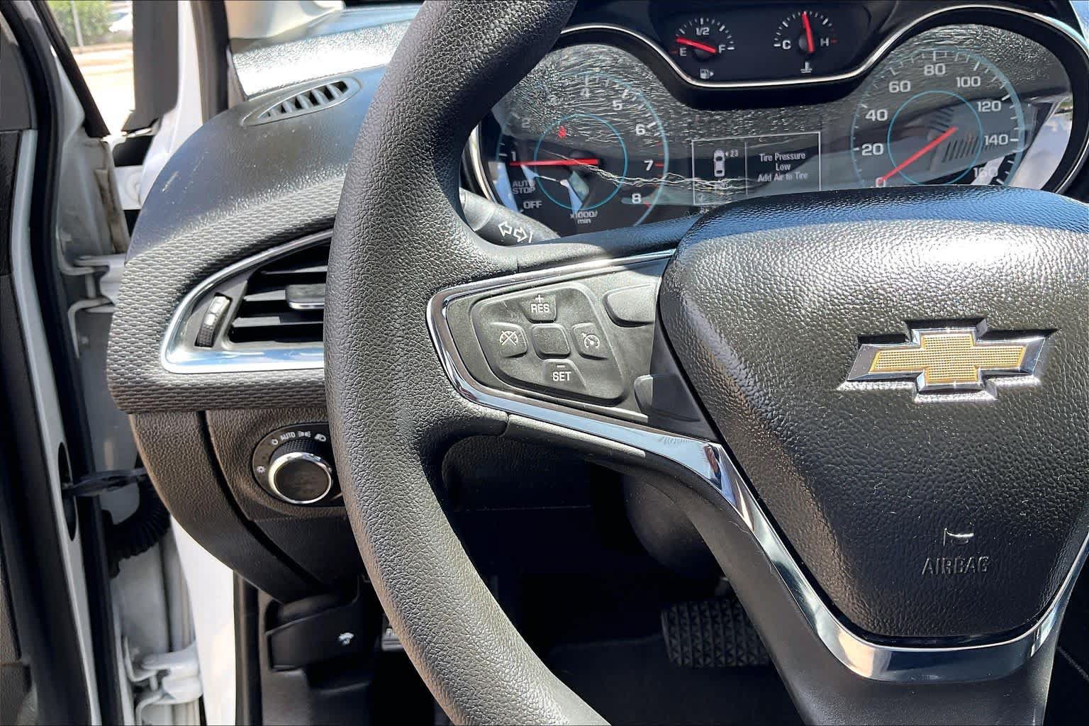 Used 2016 Chevrolet Cruze LT w/ Convenience Package FWD image 24
