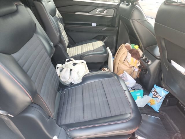 Certified 2025 Ford Explorer ST-Line AWD/4WD image 36