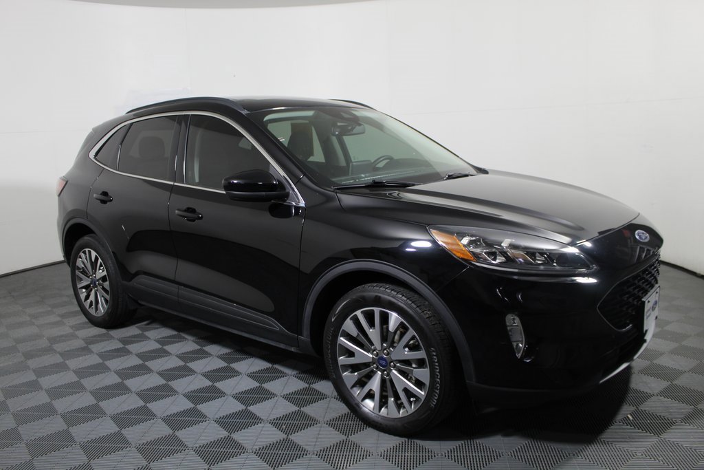 Certified 2022 Ford Escape Titanium w/ Class II Trailer Tow Package