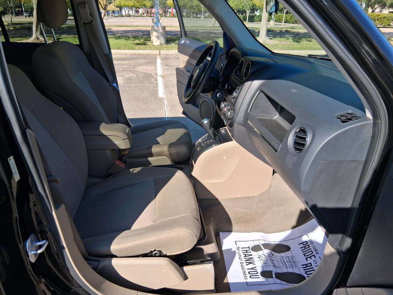Used 2012 Jeep Patriot Sport image 11