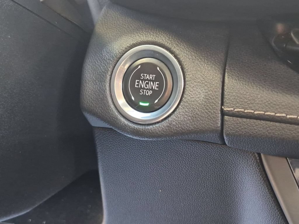 Certified 2021 Buick Envision Preferred FWD image 17