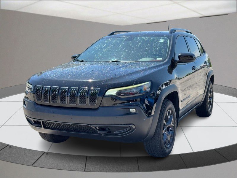 Used 2020 Jeep Cherokee Latitude AWD/4WD image 8