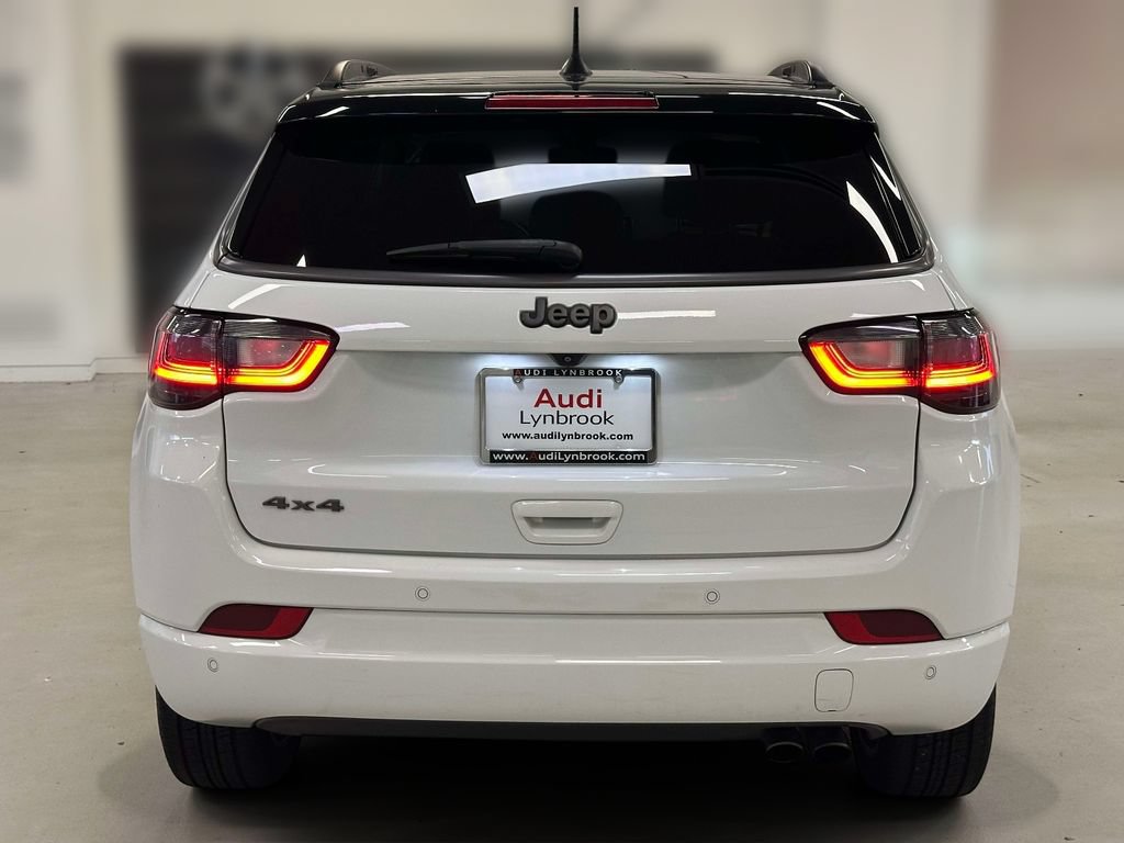 Used 2022 Jeep Compass High Altitude AWD/4WD image 5