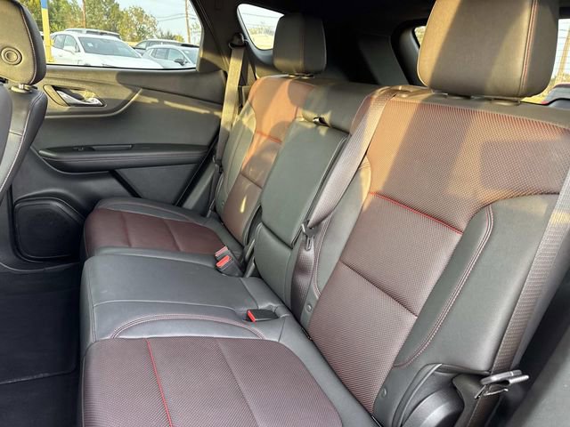 Used 2025 Chevrolet Blazer RS FWD image 35