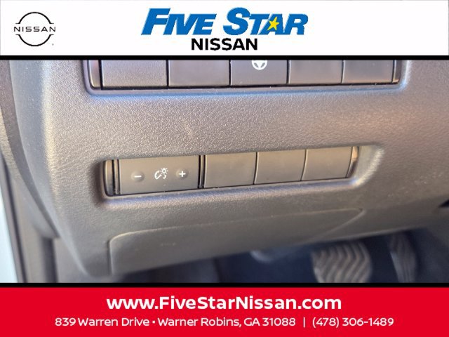 Used 2021 Nissan Rogue SV FWD image 27