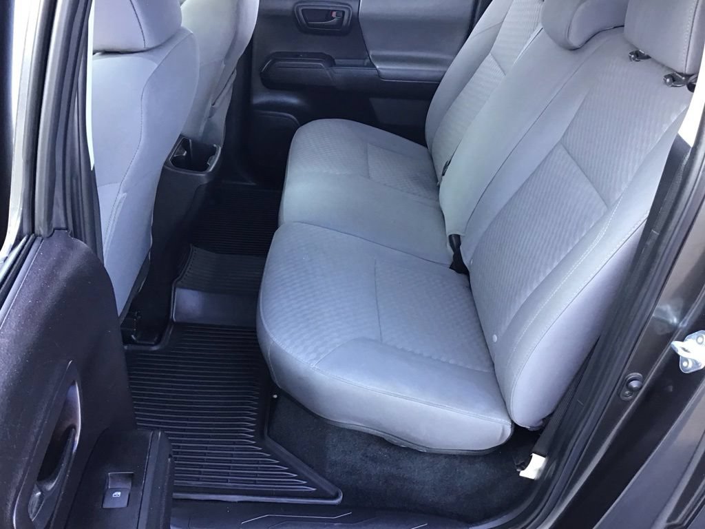 Used 2023 Toyota Tacoma SR AWD/4WD image 13