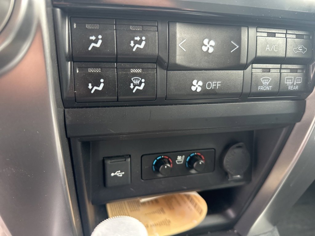 Used 2024 Toyota 4Runner Limited image 28