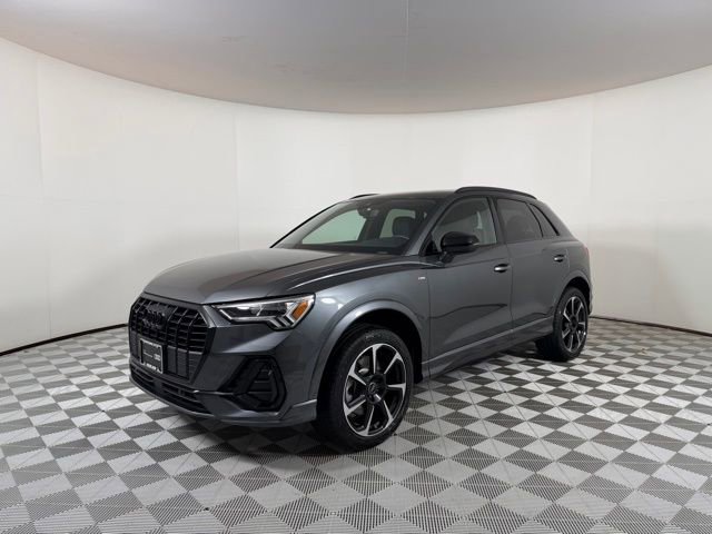 Used 2025 Audi Q3 2.0T Premium Plus w/ Premium Plus Package AWD/4WD image 3