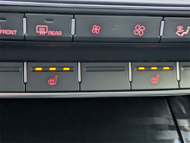 Used 2019 Kia Sorento SX image 26