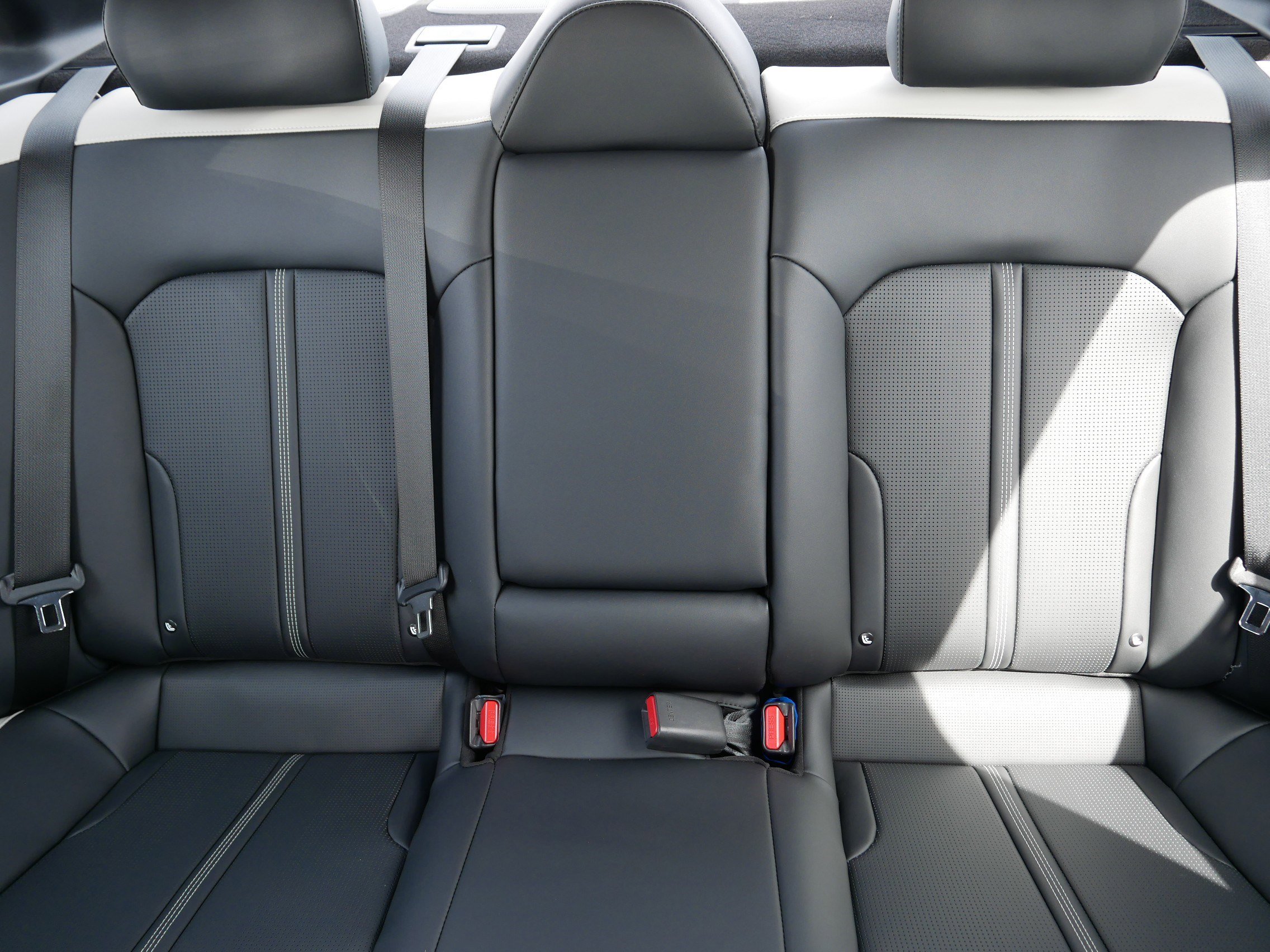 Certified 2025 Kia K5 GT-Line w/ GT-Line Premium Package image 13