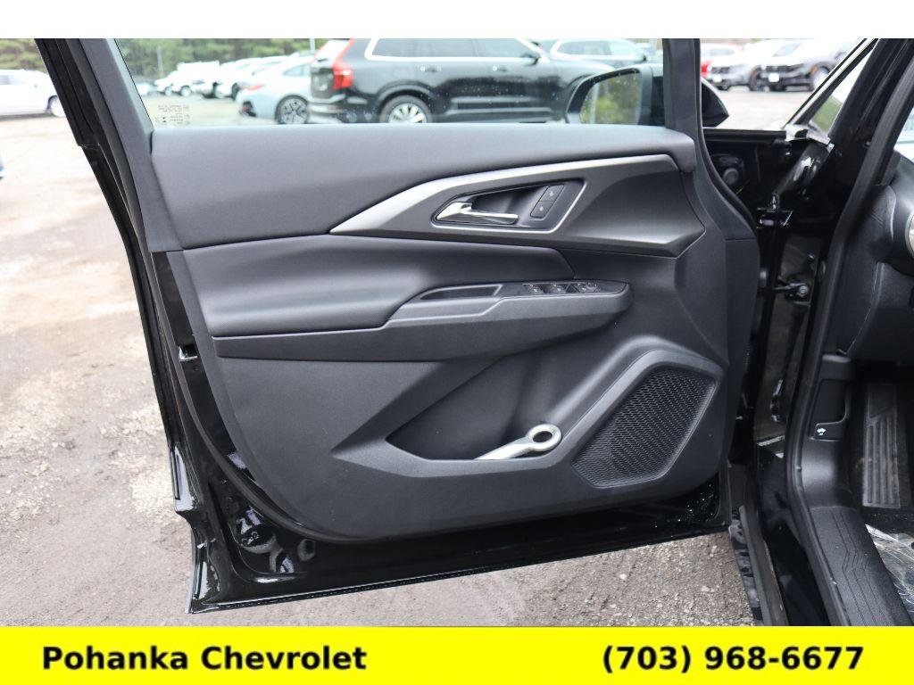 New 2026 Chevrolet Equinox EV LT FWD image 23