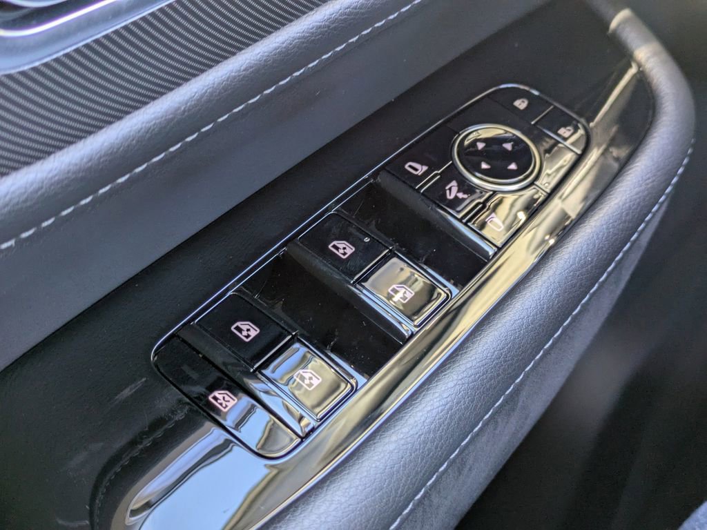 Used 2025 INFINITI QX80 Luxe image 26