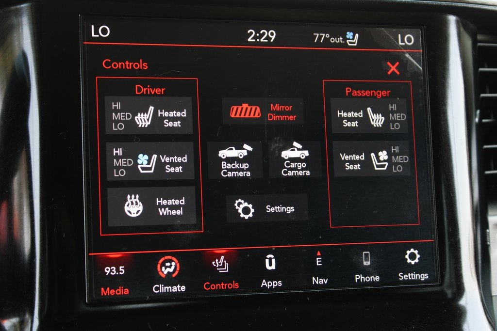 Used 2020 RAM 3500 Laramie image 29