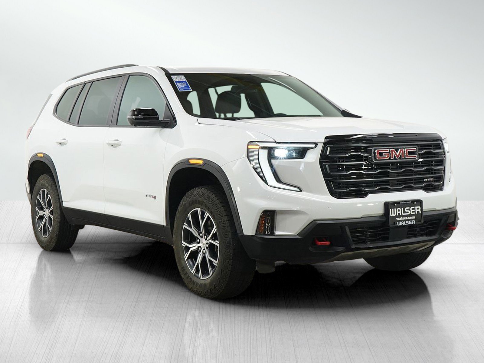 Used 2025 GMC Acadia AT4 AWD/4WD image 7