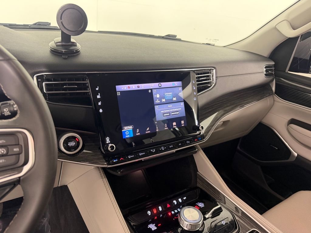 Used 2022 Jeep Wagoneer Series III image 24