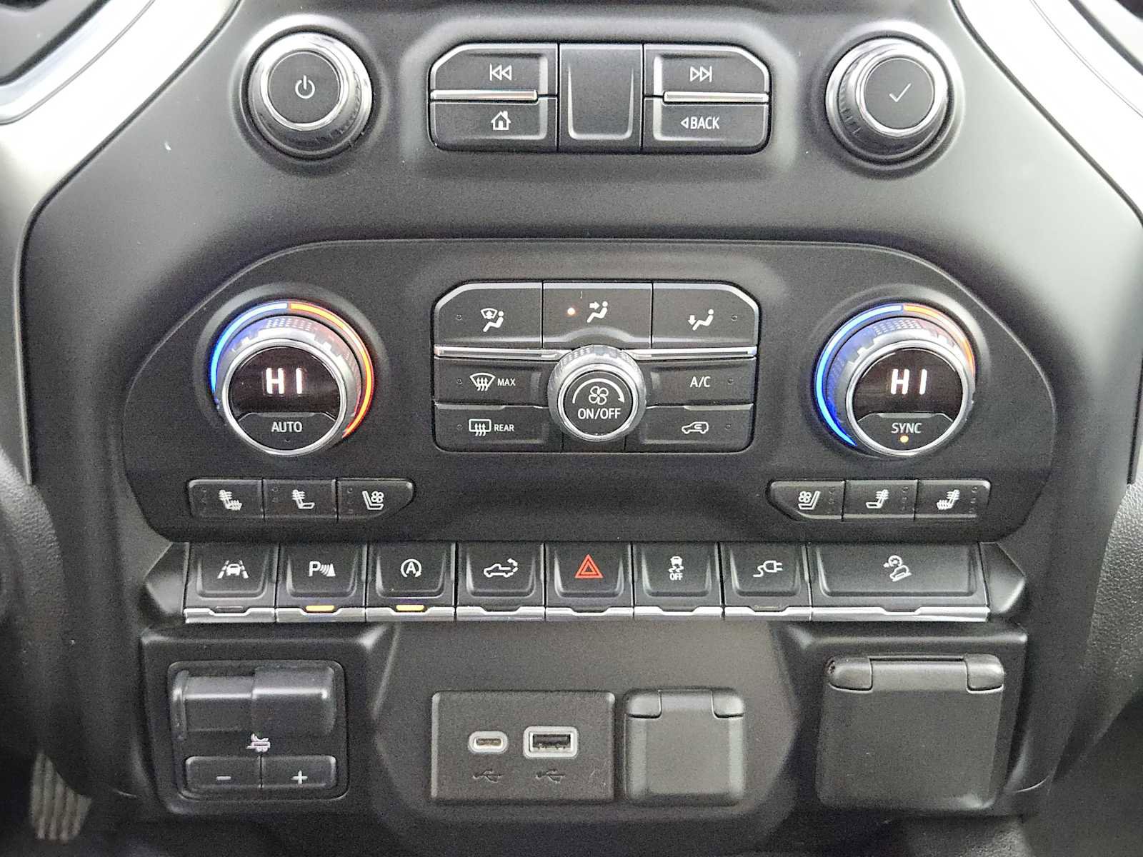 Used 2021 Chevrolet Silverado 1500 LTZ w/ LTZ Premium Package image 20