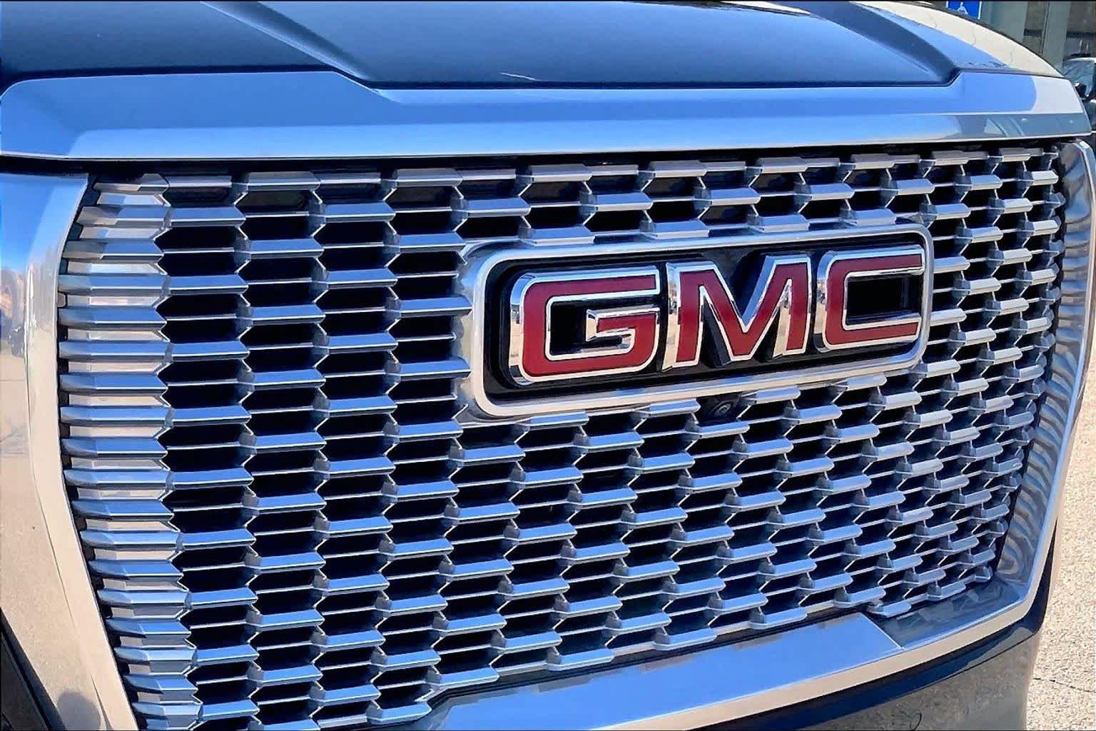 Used 2023 GMC Yukon Denali image 29