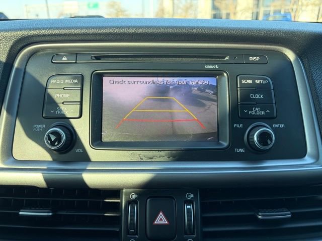 Used 2017 Kia Optima LX image 2