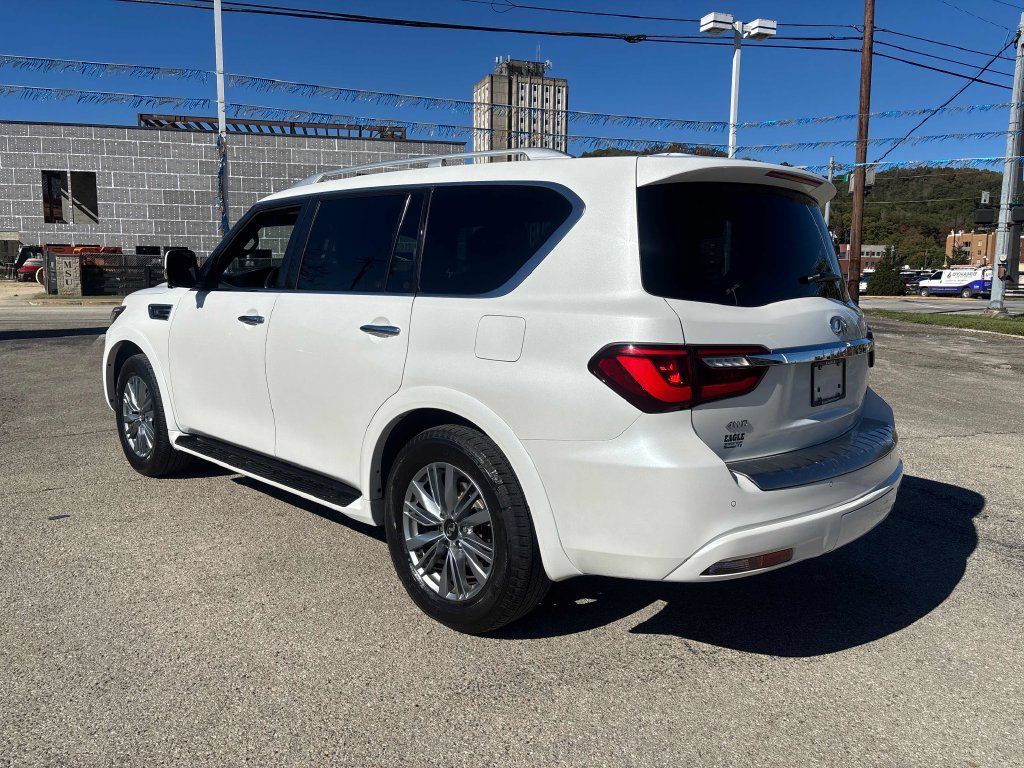 Used 2023 INFINITI QX80 Premium Select AWD/4WD image 3