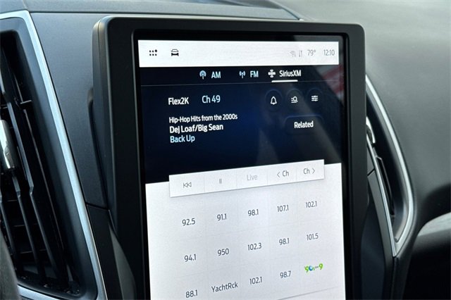 Used 2024 Ford Edge SEL image 21