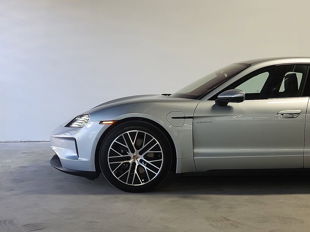 New 2026 Porsche Taycan AWD/4WD image 6