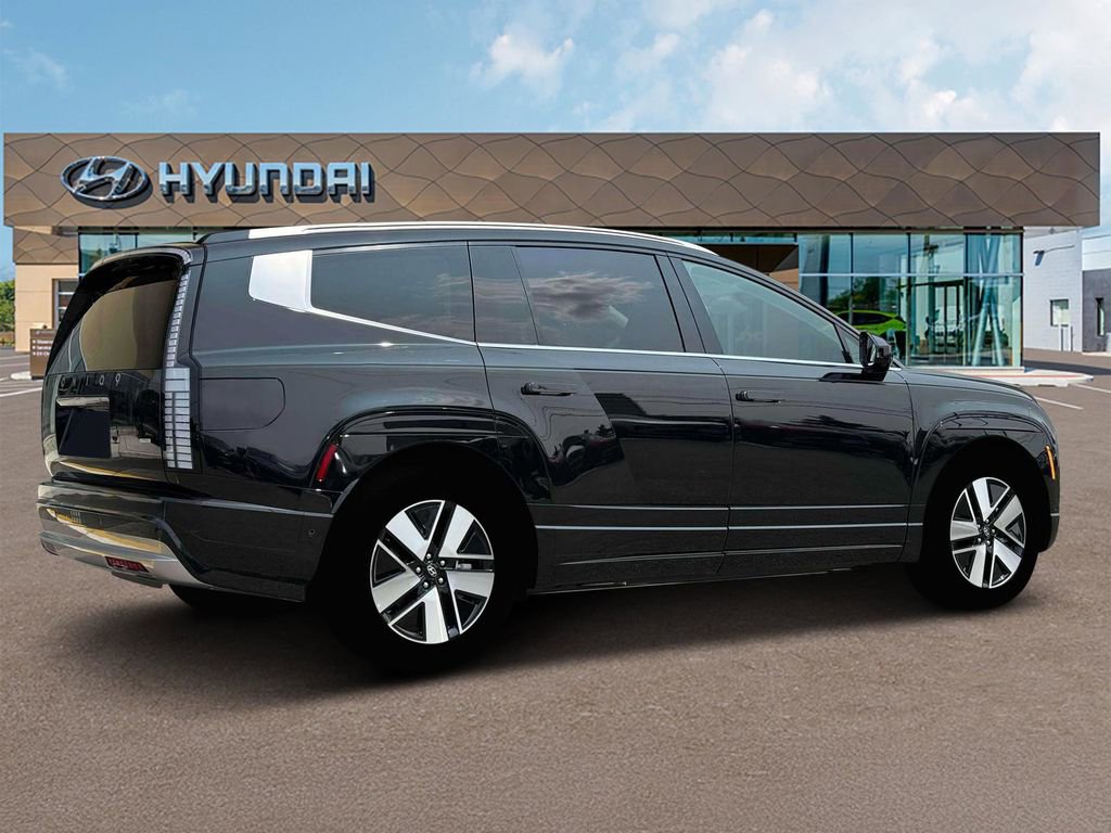 New 2026 Hyundai Ioniq 9 SEL w/ Tow & Go Package image 8