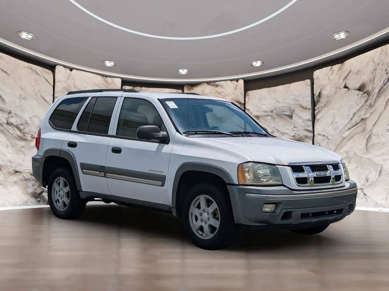 Used 2005 Isuzu Ascender S RWD image 16