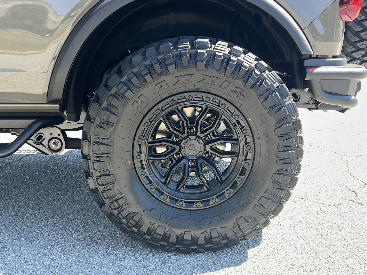 New 2026 Ford Bronco 4-Door AWD/4WD image 30