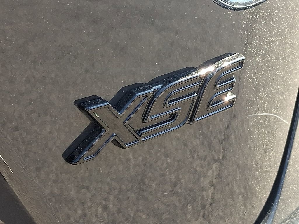 Used 2026 Toyota Corolla XSE FWD image 30