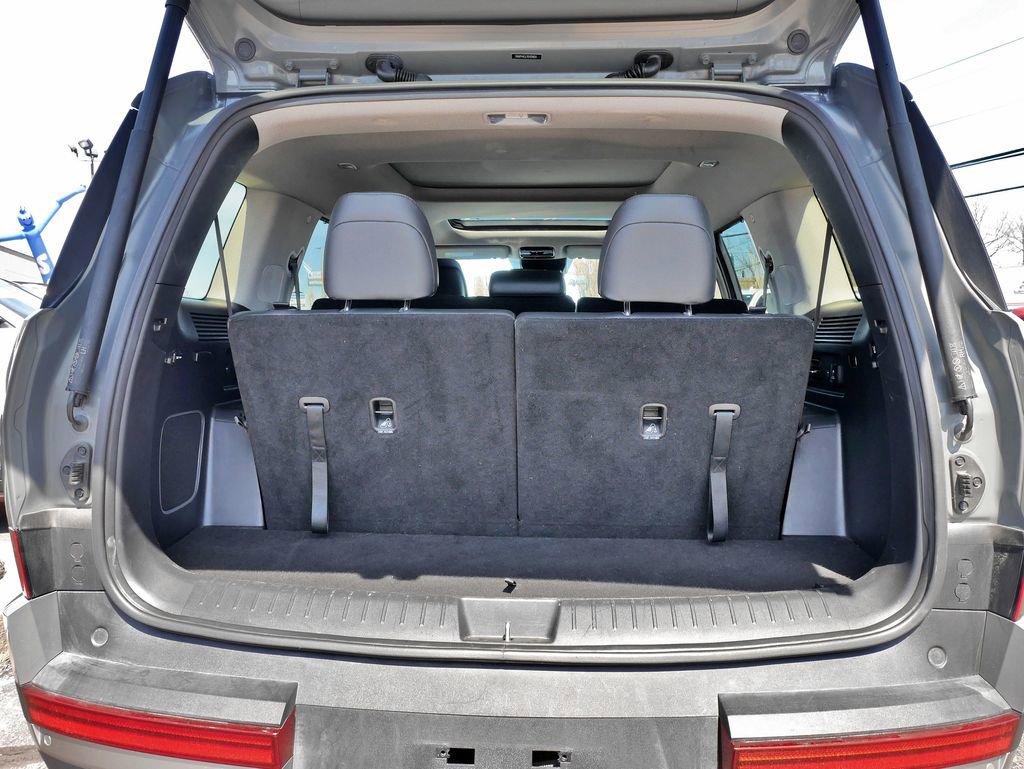 Used 2025 Hyundai Santa Fe Limited image 11