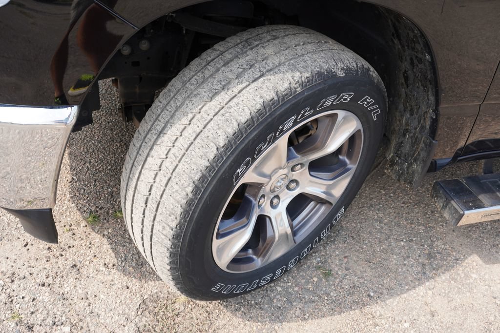 Used 2024 RAM 1500 Laramie AWD/4WD image 13