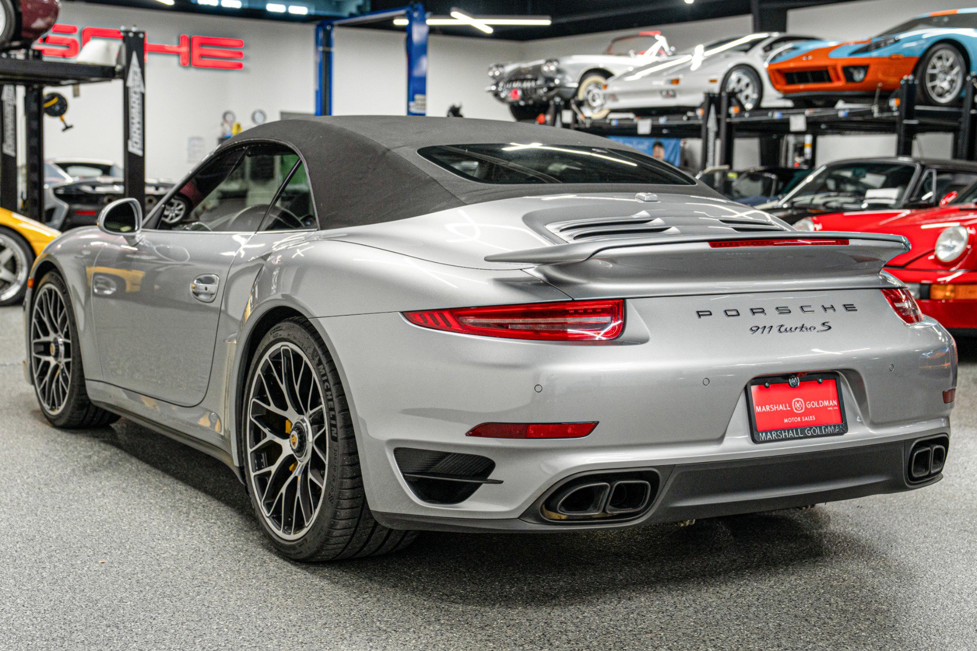 Used 2016 Porsche 911 Turbo S image 41