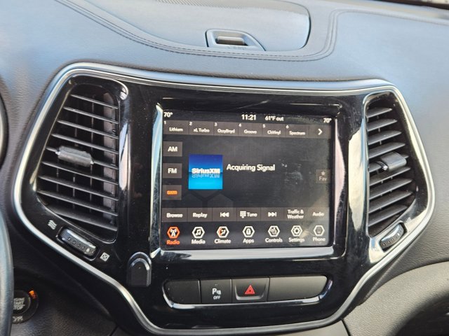 Used 2019 Jeep Cherokee Limited image 15