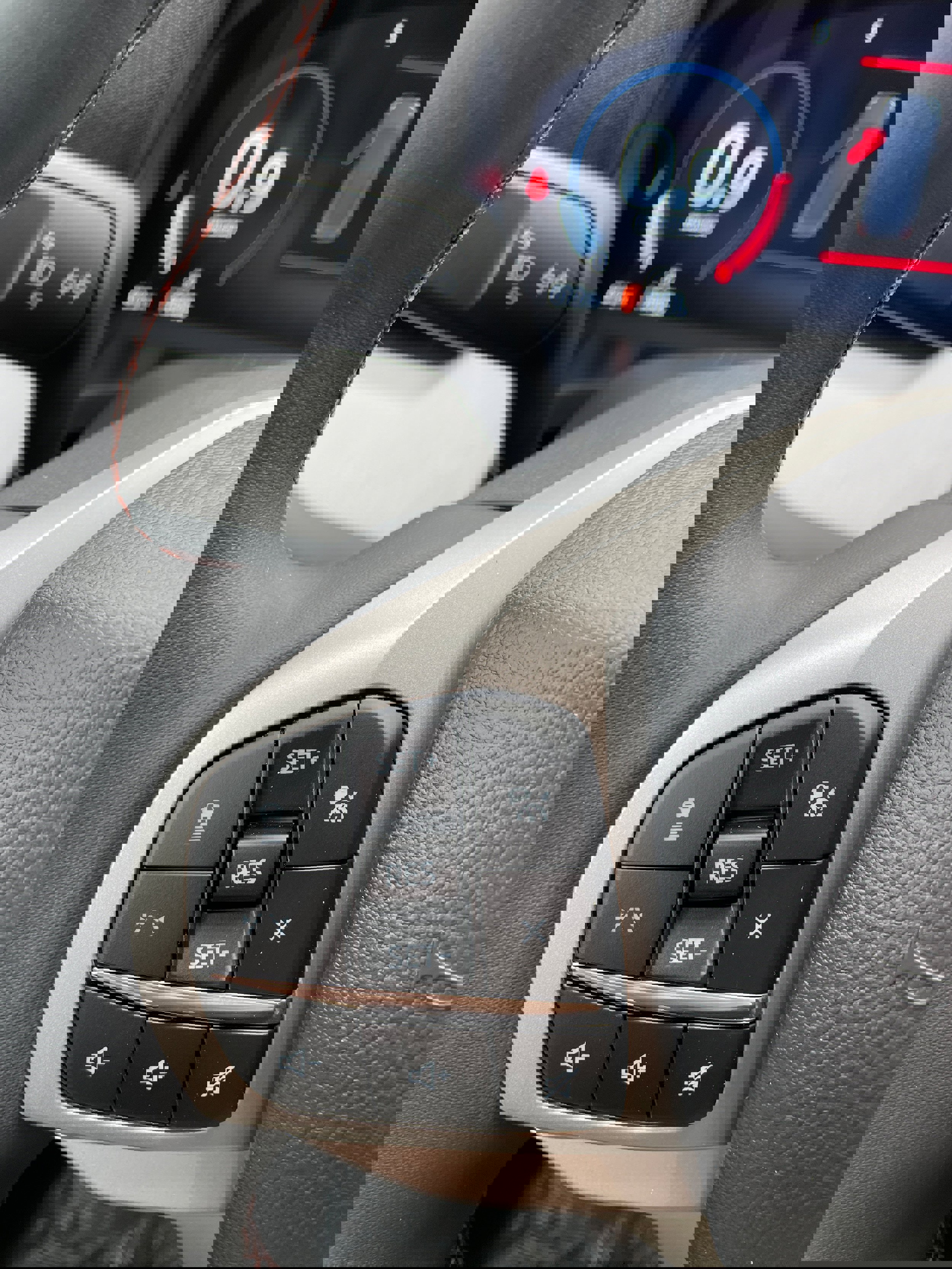 New 2026 Ford Explorer Active w/ Active Comfort Package image 11