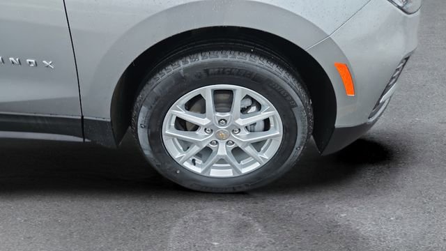 Used 2024 Chevrolet Equinox LS w/ LS Convenience Package image 17