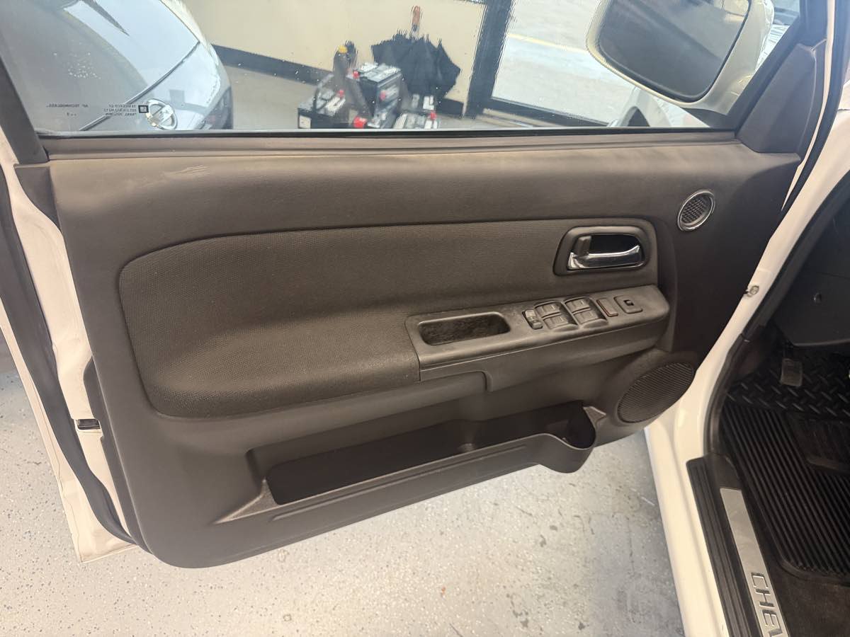 Used 2010 Chevrolet Colorado LT RWD image 19