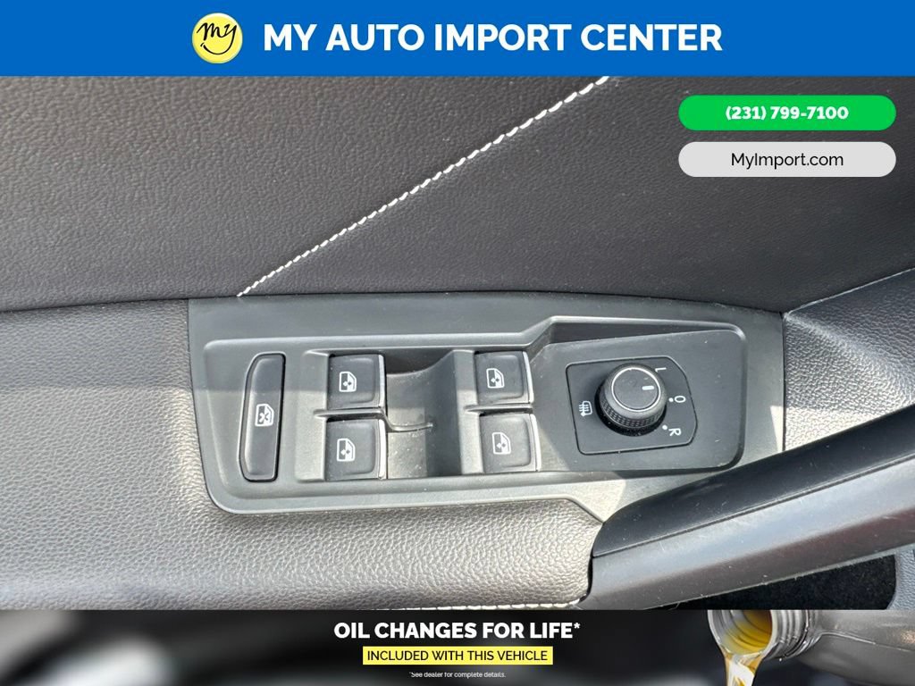 Used 2024 Volkswagen Tiguan SE R-Line AWD/4WD image 11