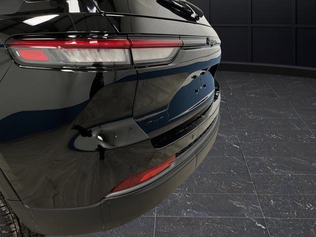 New 2026 Jeep Grand Cherokee Altitude image 33