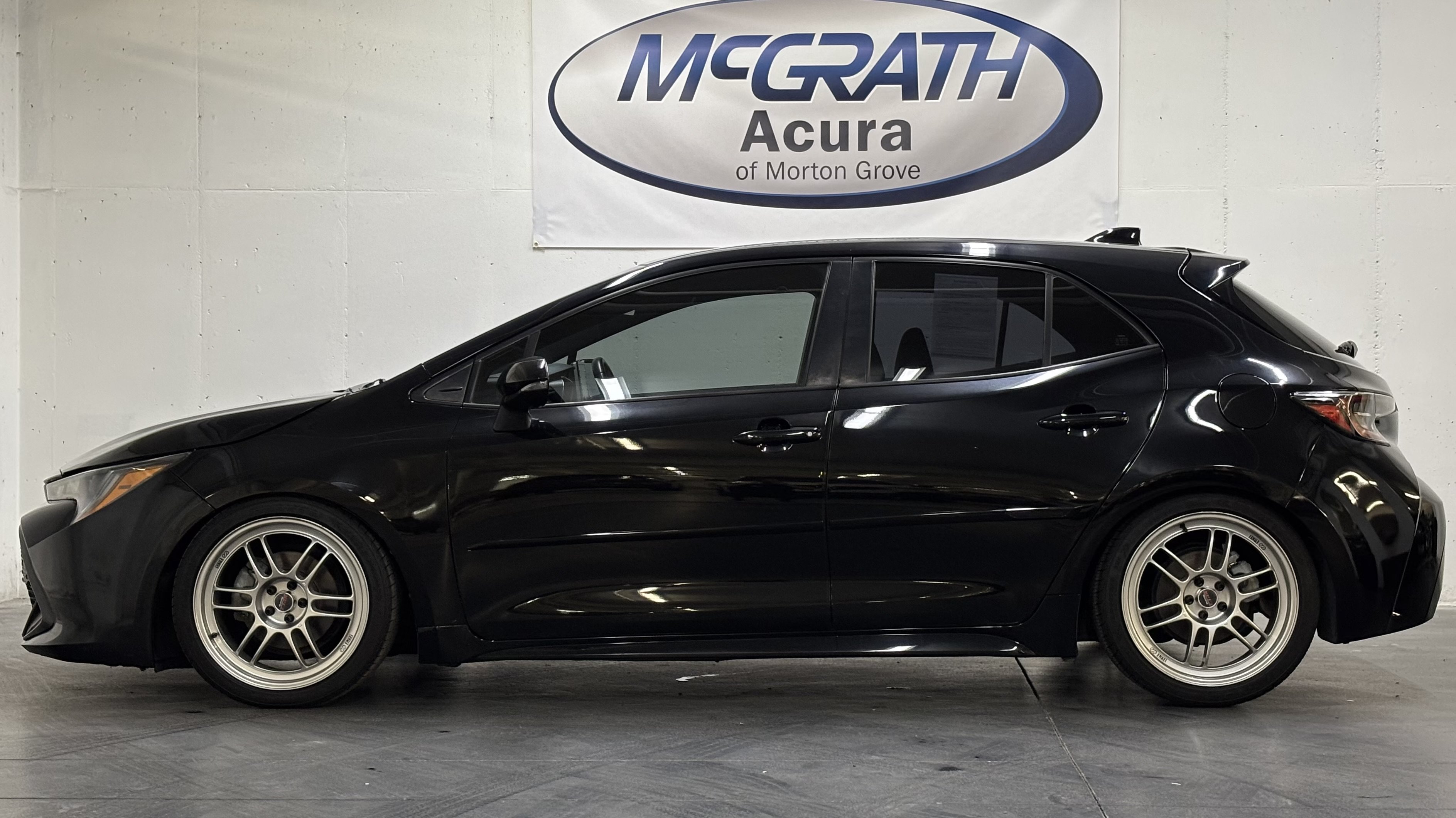 Used 2019 Toyota Corolla SE w/ Body Protection Package FWD image 10