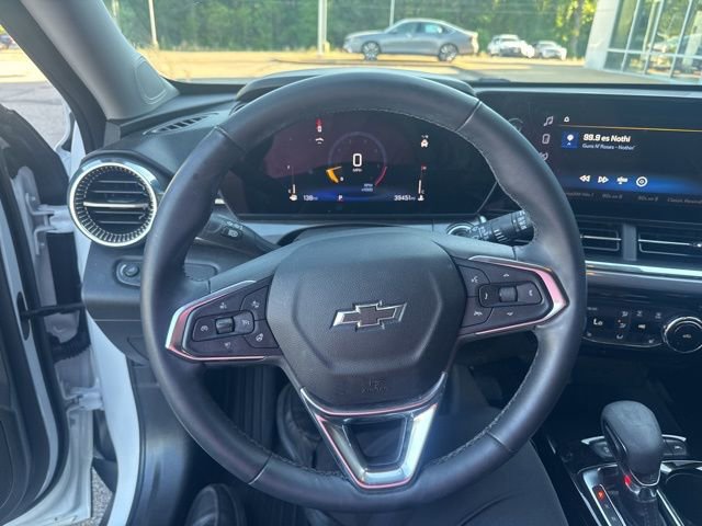 Used 2025 Chevrolet Trax ACTIV w/ Driver Confidence Package image 22