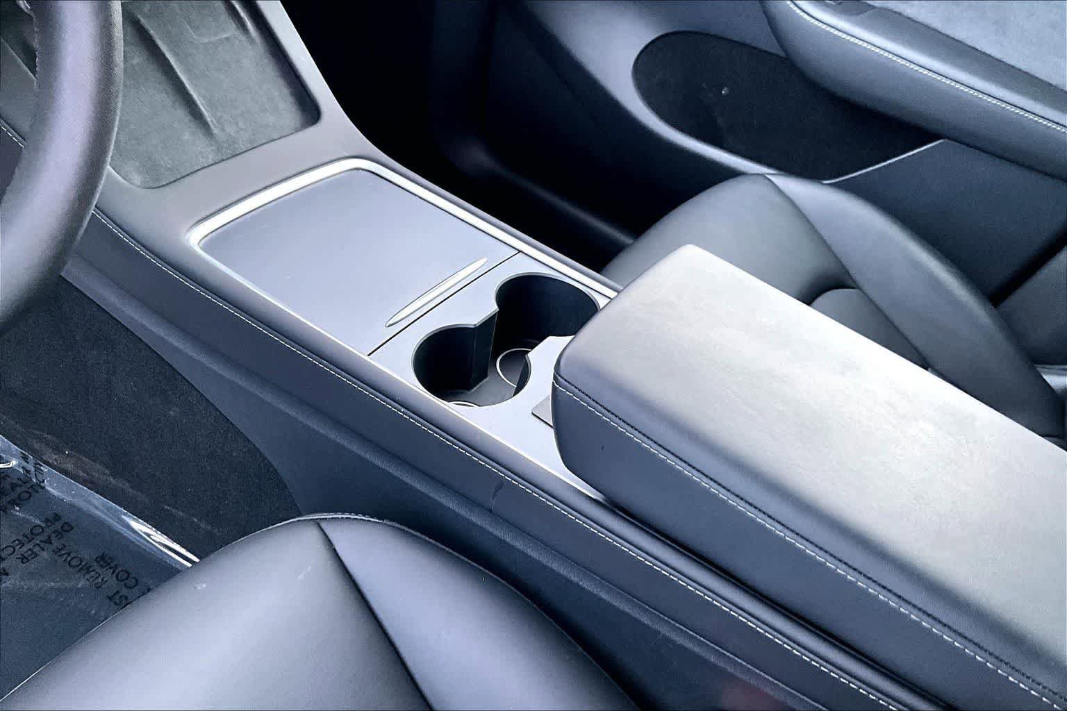 Used 2023 Tesla Model Y Long Range image 17